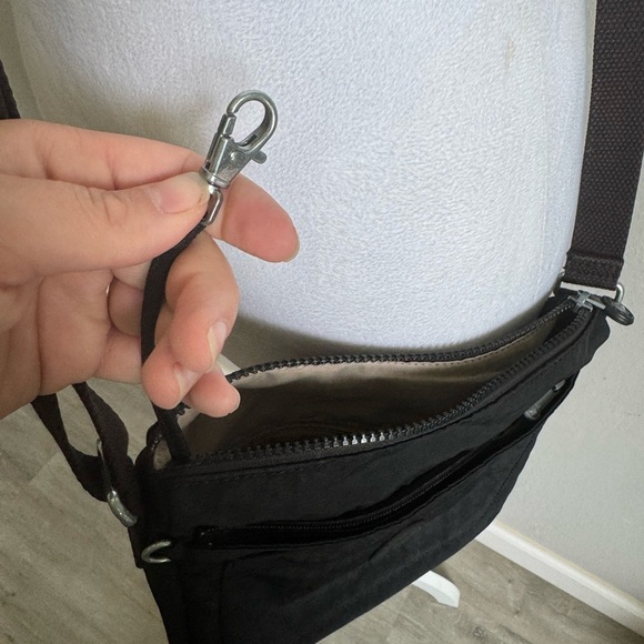 Kipling Small Black Nylon Crossbody Shoulder Bag Purse No Charm - Picture 5 of 11